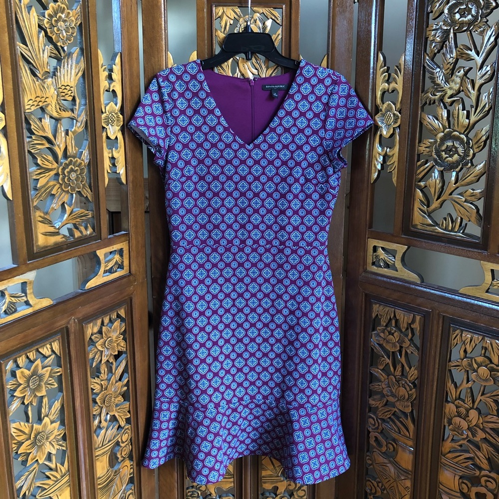 Banana Republic Fit & Flare V-Neck Dress